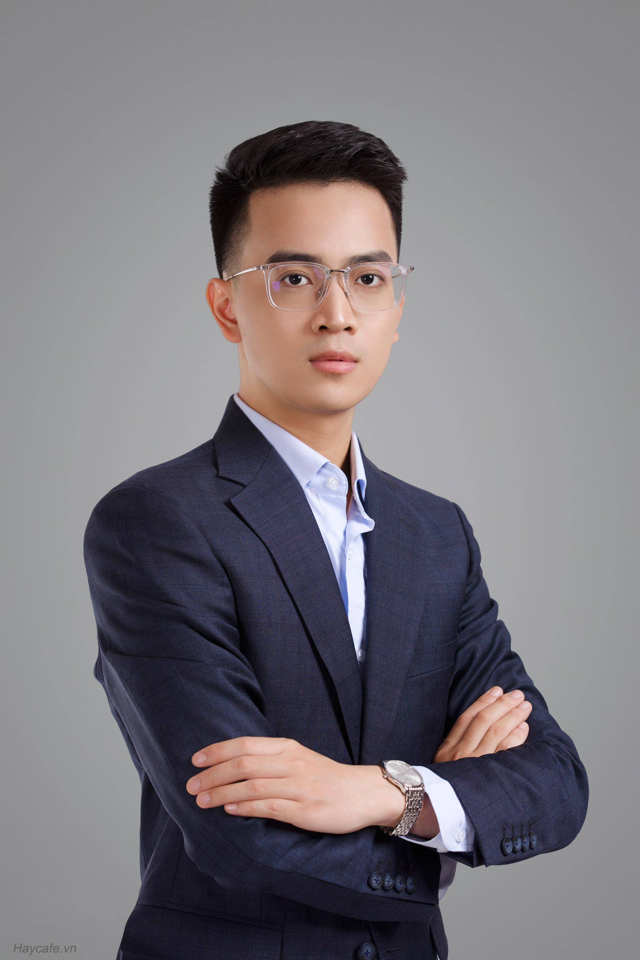 TRẦN GIA BẢO